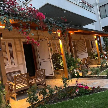 Guest Room Angolo Toscano Vlorë Екстериор снимка